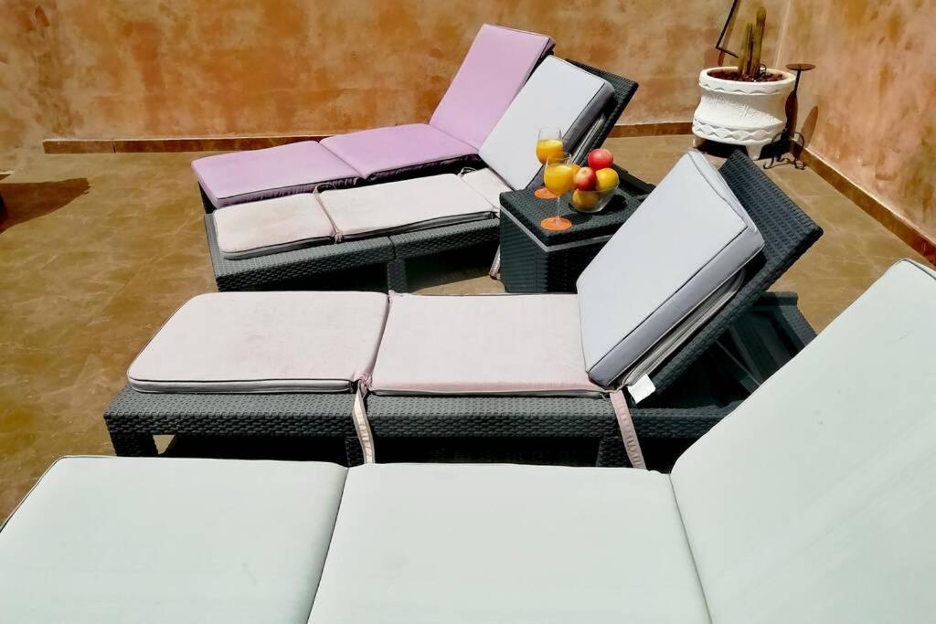 Semi-Detached Villa Sea Views, Huge Terrace, Close Beach بالم مار المظهر الخارجي الصورة