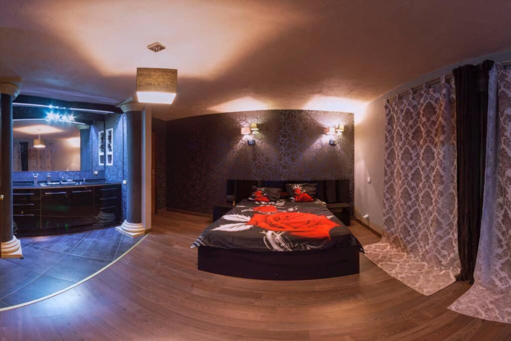 Semi-Detached Villa Sea Views, Huge Terrace, Close Beach بالم مار المظهر الخارجي الصورة