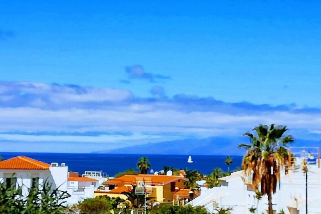 Semi-Detached Villa Sea Views, Huge Terrace, Close Beach بالم مار المظهر الخارجي الصورة