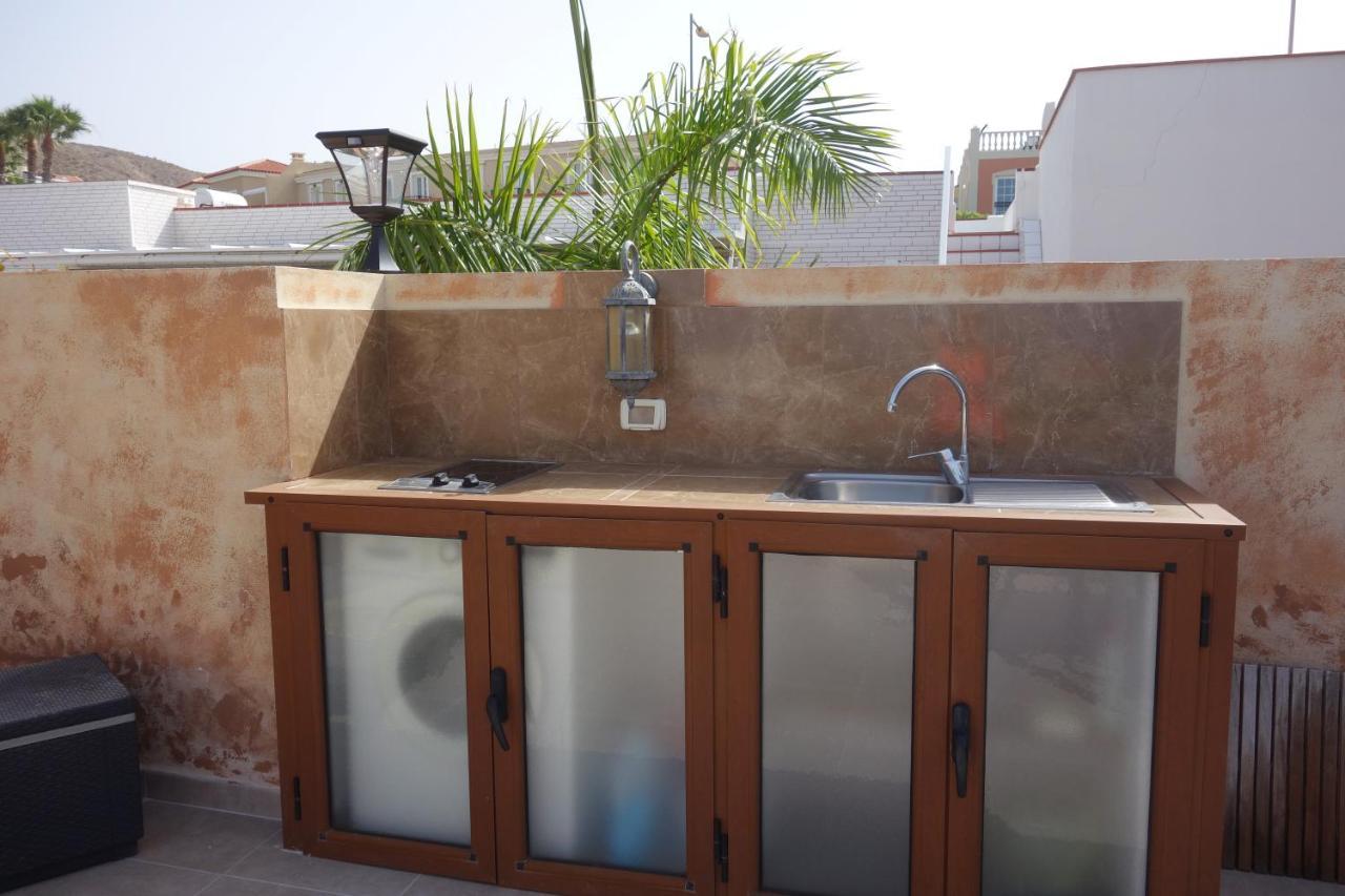 Semi-Detached Villa Sea Views, Huge Terrace, Close Beach بالم مار المظهر الخارجي الصورة