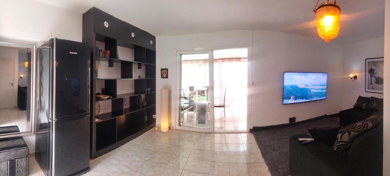Semi-Detached Villa Sea Views, Huge Terrace, Close Beach بالم مار المظهر الخارجي الصورة